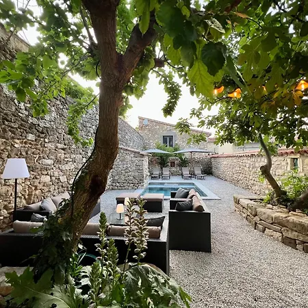 Guest house Maison Erica Saint-Mamert-du-Gard